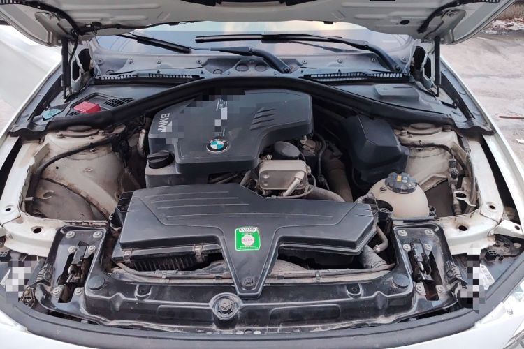 Used BMW 3 Series 2017 320Li Fashion Model Engine Bay
