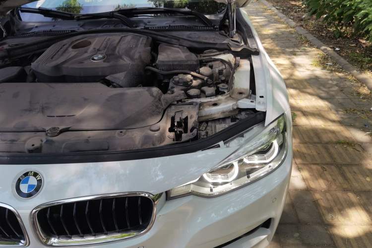Used BMW 3 Series 2017 320Li M Sport Edition Engine Bay Left