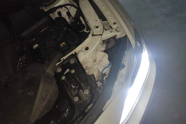 Used BMW 3 Series 2017 320Li M Sport Edition Engine Bay Left