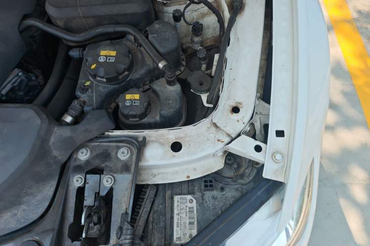 Used BMW 3 Series 2017 320i M Sport Engine Bay Left