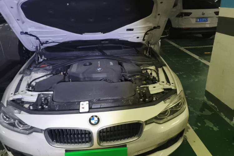 Used BMW 3 Series 2017 320Li Fashion Model Engine Bay Left