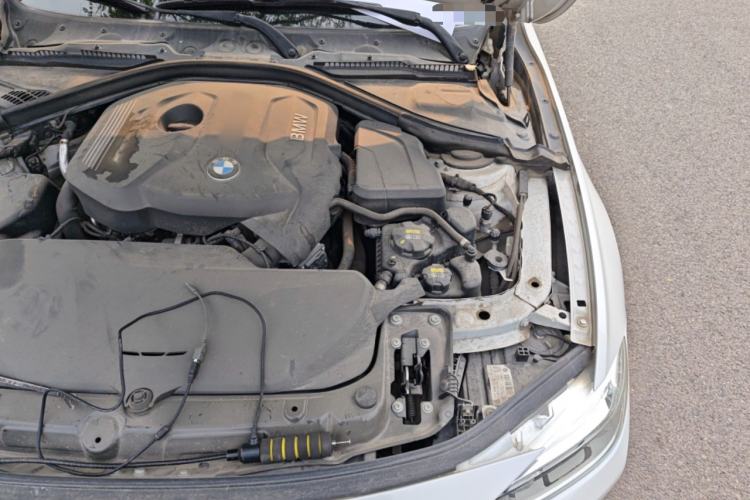 Used BMW 3 Series 2017 320Li Fashion Model Engine Bay Left