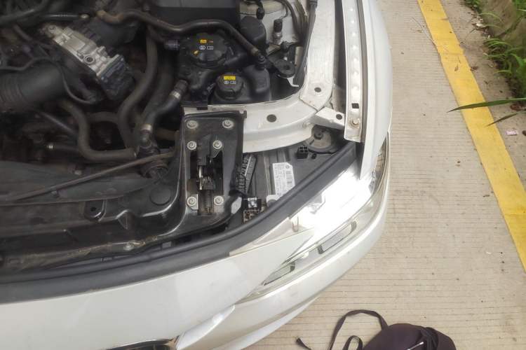 Used BMW 3 Series 2017 320Li Fashion Model Engine Bay Left