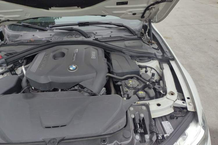Used BMW 3 Series 2017 320Li M Sport Edition Engine Bay Left