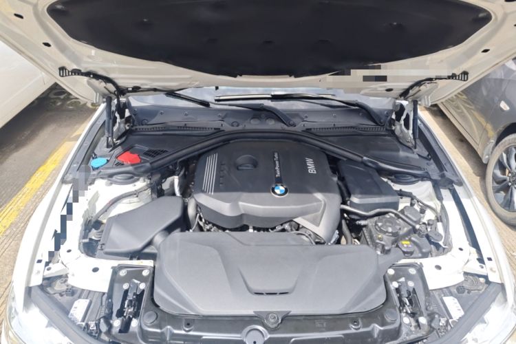 Used BMW 3 Series 2017 320i M Sport Engine Bay