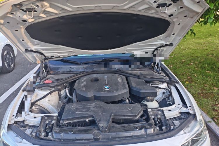Used BMW 3 Series 2017 318Li Fashion Model Engine Bay