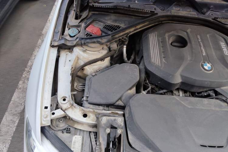 Used BMW 3 Series 2017 320Li Fashion Model Engine Bay Right