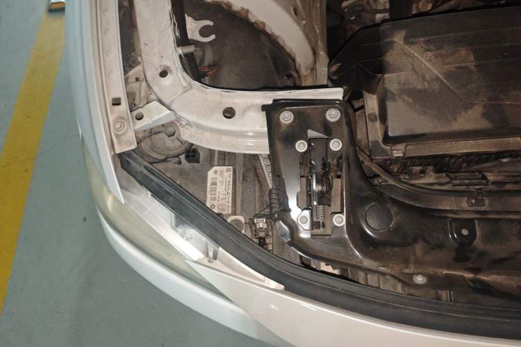 Used BMW 3 Series 2017 318Li Fashion Model Engine Bay Right