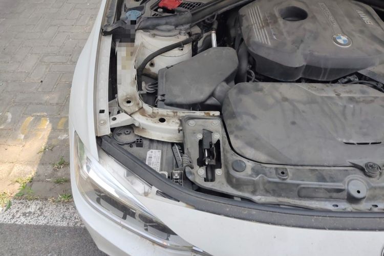 Used BMW 3 Series 2017 320Li M Sport Edition Engine Bay Right