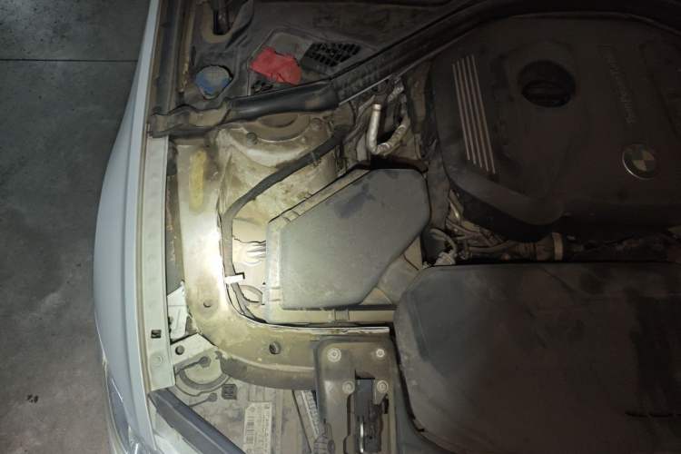 Used BMW 3 Series 2017 320Li Fashion Model Engine Bay Right