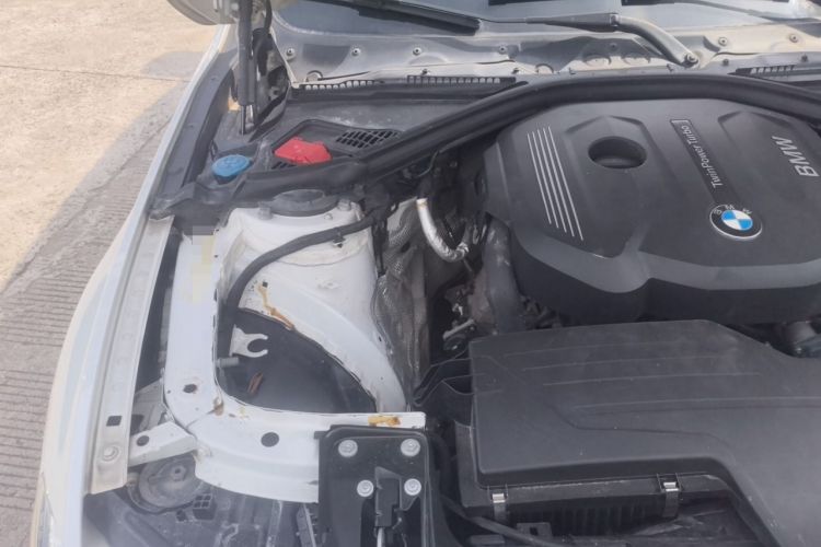 Used BMW 3 Series 2017 318Li Fashion Model Engine Bay Right