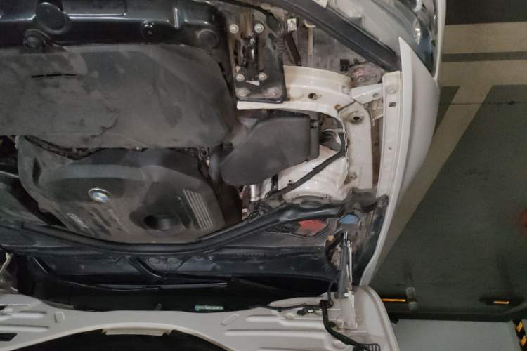 Used BMW 3 Series 2017 320Li M Sport Edition Engine Bay Right