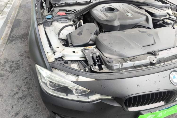 Used BMW 3 Series 2017 320Li Fashion Model Engine Bay Right