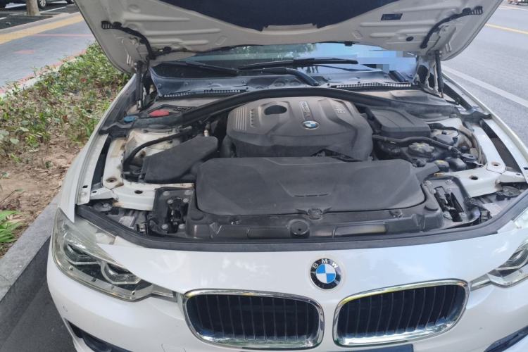 Used BMW 3 Series 2017 320Li Fashion Model Engine Bay Right