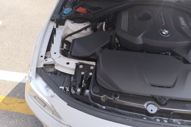 Used BMW 3 Series 2017 320Li Fashion Model Engine Bay Right