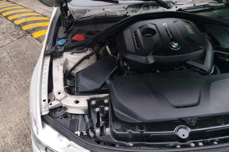 Used BMW 3 Series 2017 320Li Fashion Model Engine Bay Right