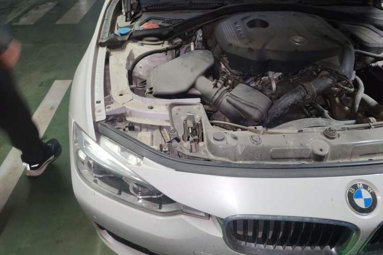 Used BMW 3 Series 2017 320Li xDrive Fashion Model Engine Bay Right
