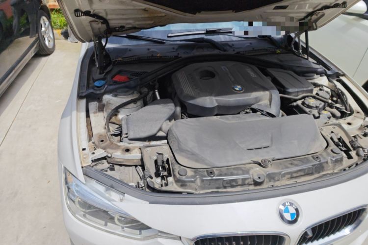Used BMW 3 Series 2017 320Li Fashion Model Engine Bay Right