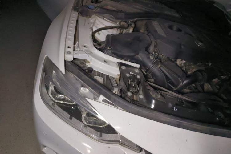 Used BMW 3 Series 2017 320Li M Sport Edition Engine Bay Right