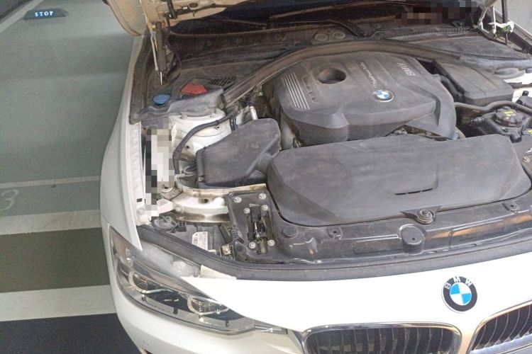 Used BMW 3 Series 2017 320Li Fashion Model Engine Bay Right