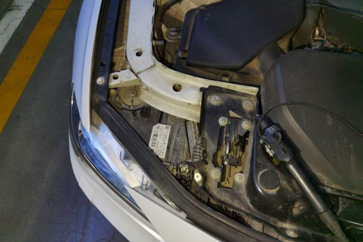 Used BMW 3 Series 2017 320Li Fashion Model Engine Bay Right