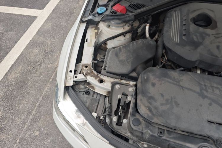 Used BMW 3 Series 2017 320Li Fashion Model Engine Bay Right