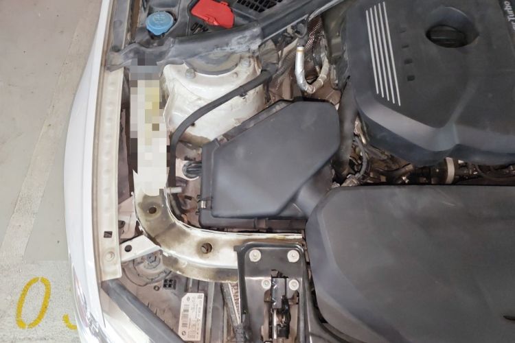 Used BMW 3 Series 2017 320i M Sport Engine Bay Right