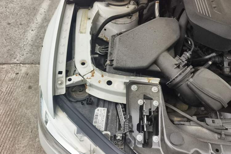 Used BMW 3 Series 2017 320Li Fashion Model Engine Bay Right
