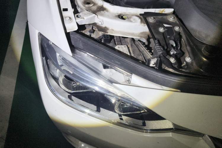 Used BMW 3 Series 2017 320Li Fashion Model Engine Bay Right