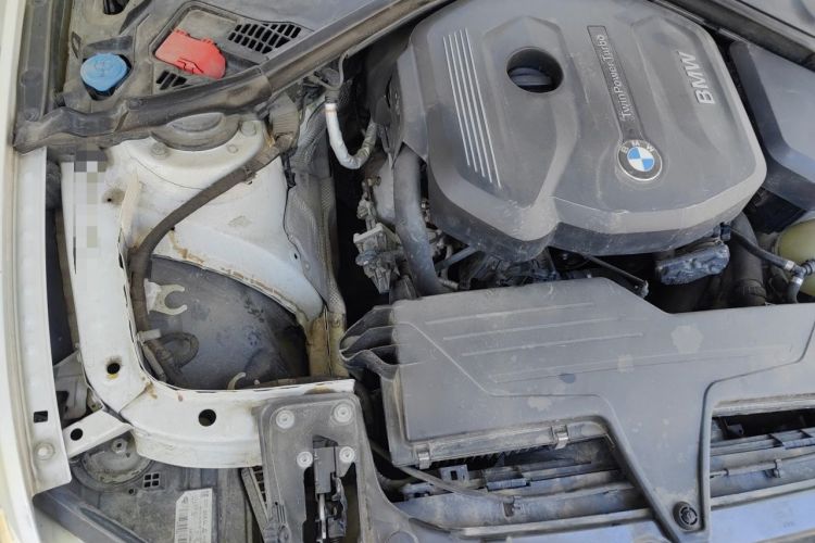 Used BMW 3 Series 2017 318Li Fashion Model Engine Bay Right
