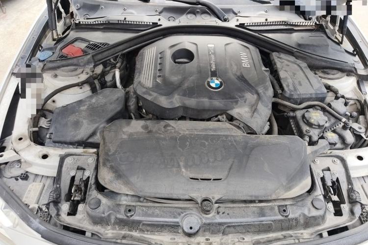 Used BMW 3 Series 2017 320Li Fashion Model Engine Bay