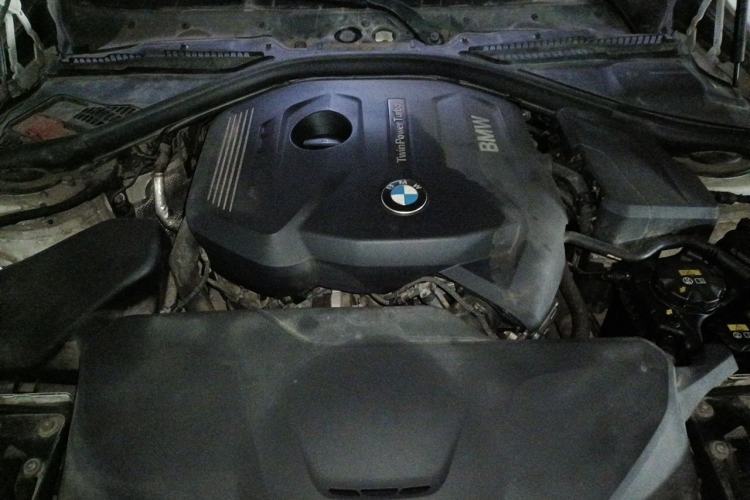 Used BMW 3 Series 2017 320i M Sport Engine Bay