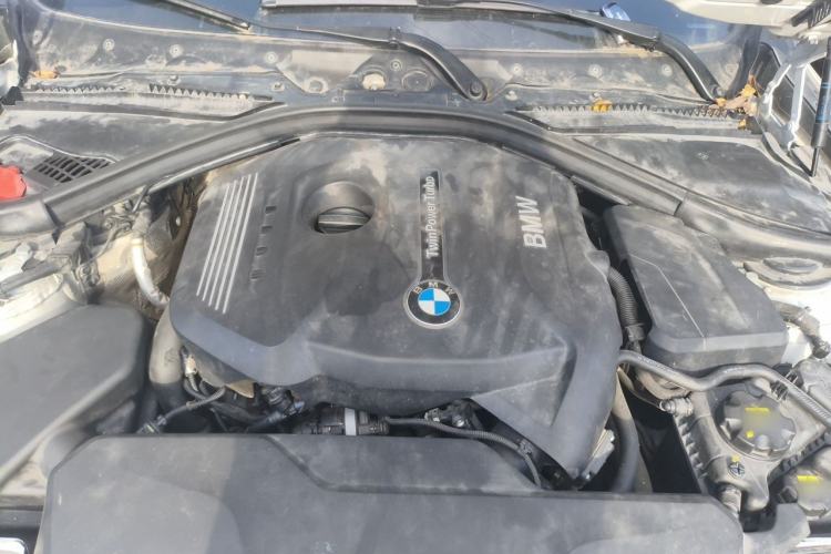 Used BMW 3 Series 2017 320Li Fashion Model Engine Bay