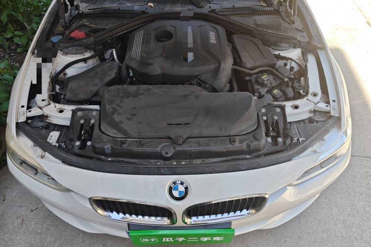Used BMW 3 Series 2017 320Li Fashion Model Engine Bay