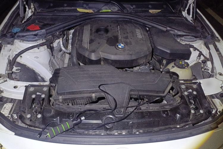 Used BMW 3 Series 2017 318Li Fashion Model Engine Bay