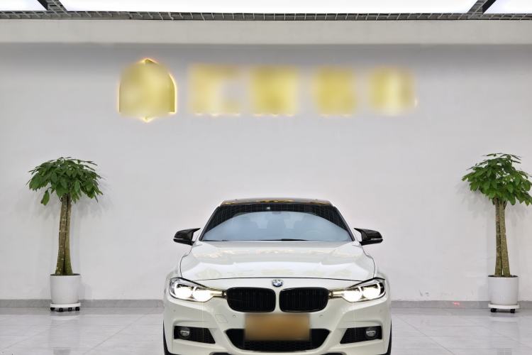 Used BMW 3 Series 2017 320i M Sport Exterior 1