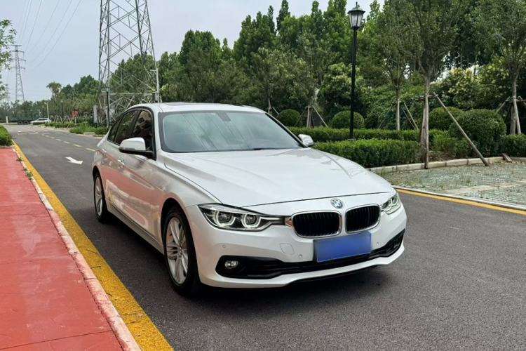 Used BMW 3 Series 2017 318i Fashion Model Exterior 1