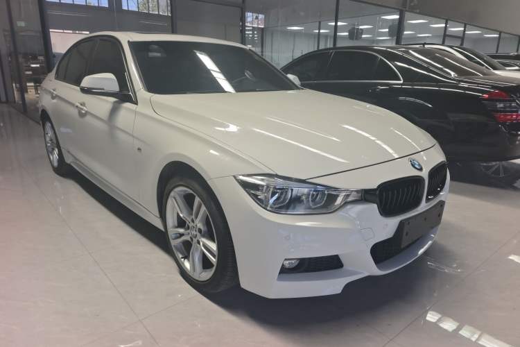 Used BMW 3 Series 2017 320i M Sport Exterior 1