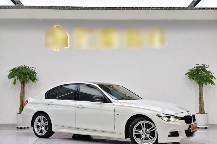 Used BMW 3 Series 2017 320i M Sport Exterior 2