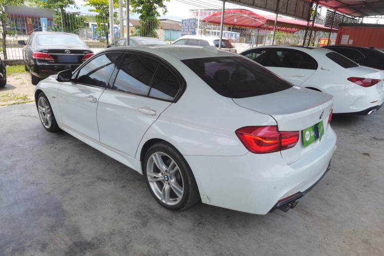 Used BMW 3 Series 2017 320i M Sport Exterior 2