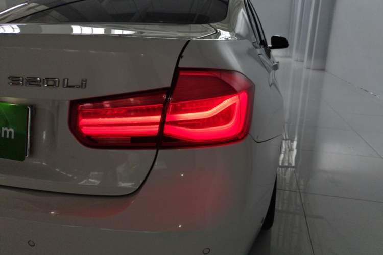 Used BMW 3 Series 2017 320Li M Sport Edition Exterior 3