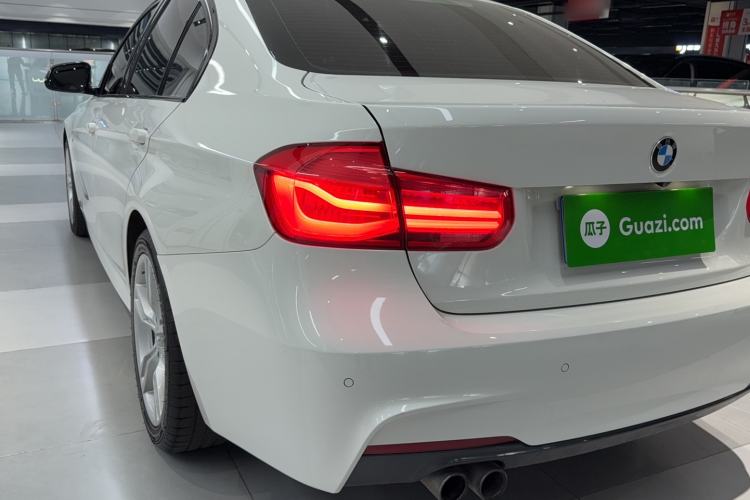 Used BMW 3 Series 2017 320i M Sport Exterior 3