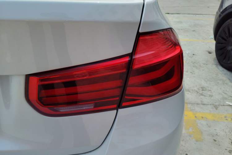 Used BMW 3 Series 2017 320Li Fashion Model Exterior 3