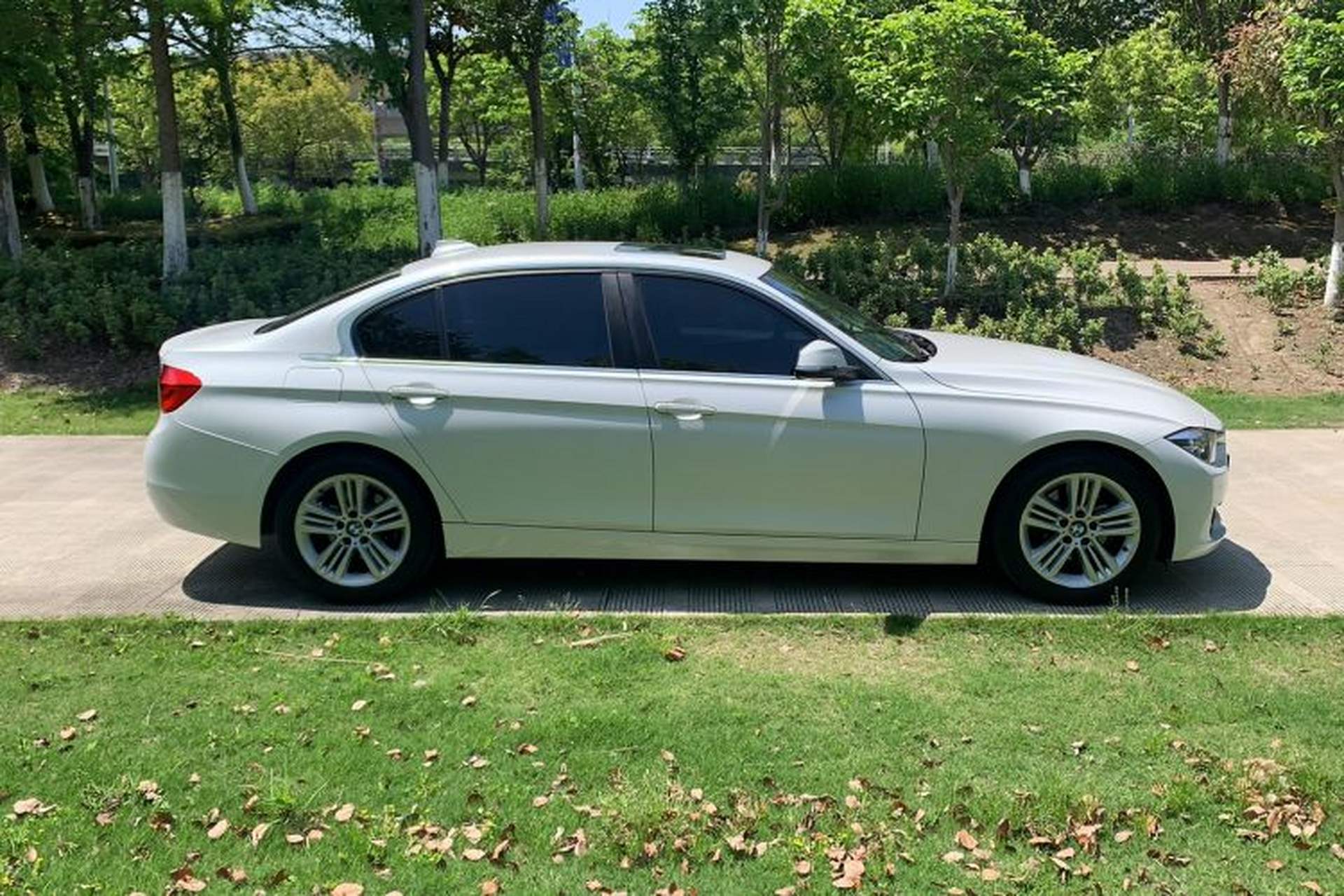 Used BMW 3 Series 2017 320Li Fashion Model Exterior 3