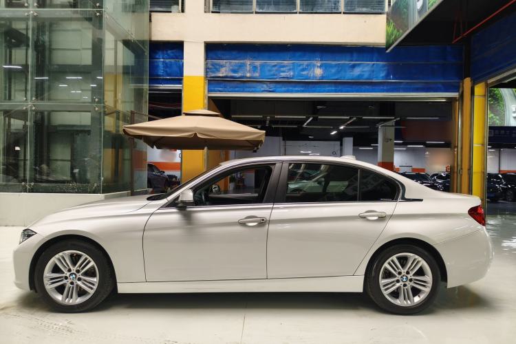 Used BMW 3 Series 2017 320Li Fashion Model Exterior 3