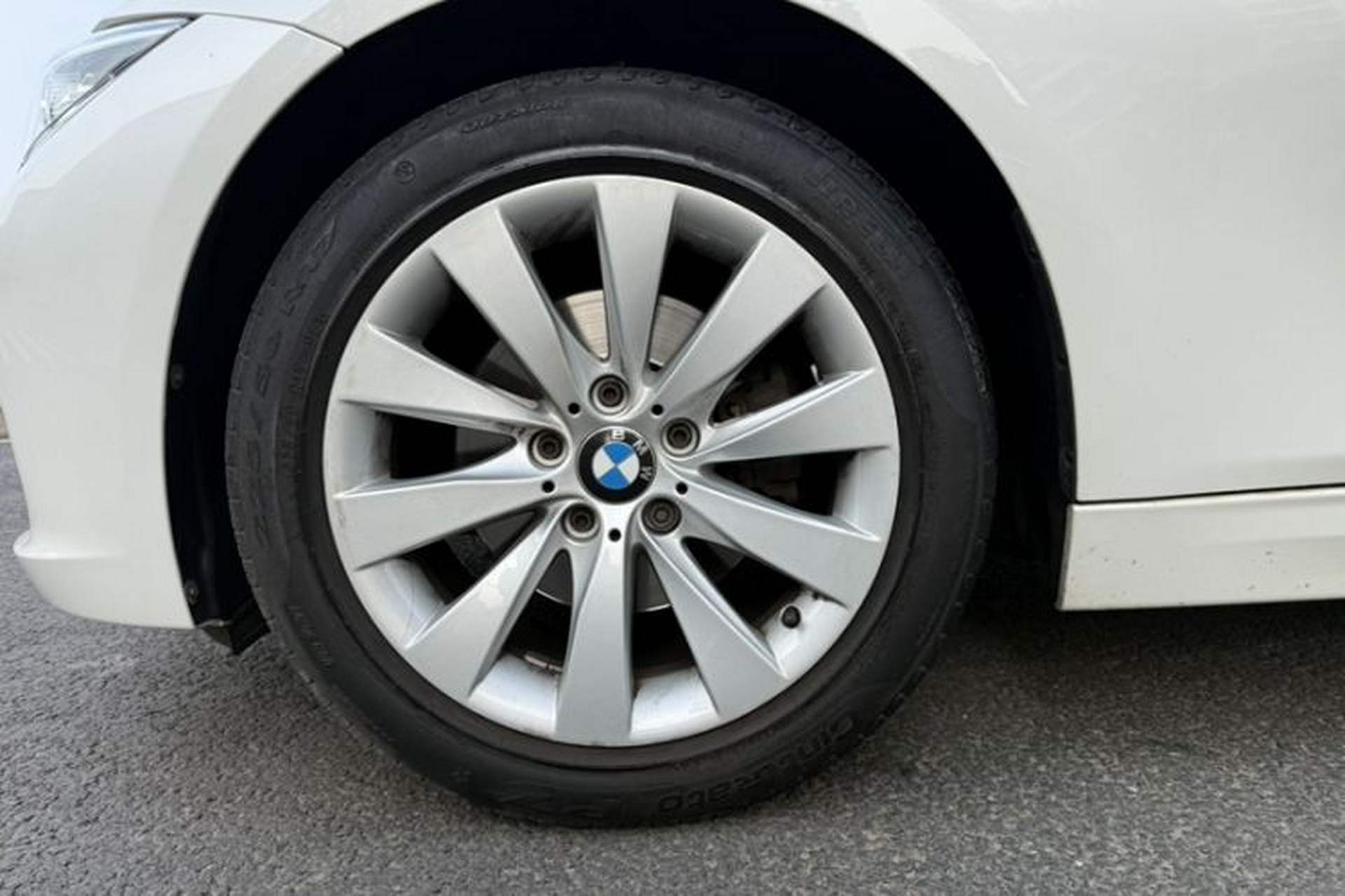 Used BMW 3 Series 2017 318Li Fashion Model Exterior 3