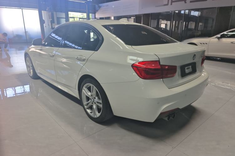 Used BMW 3 Series 2017 320i M Sport Exterior 3