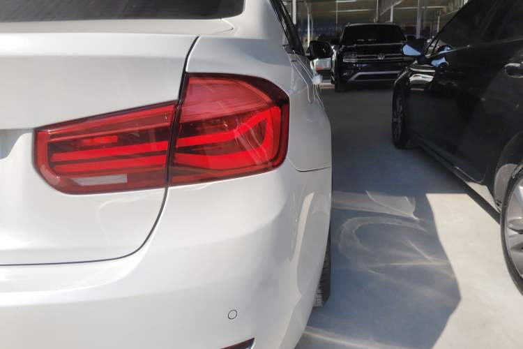 Used BMW 3 Series 2017 320Li xDrive Fashion Model Exterior 3