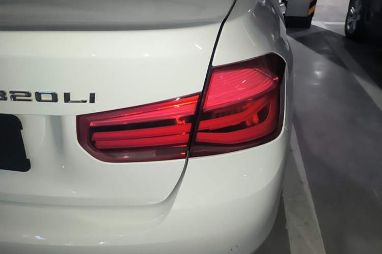 Used BMW 3 Series 2017 320Li Fashion Model Exterior 3