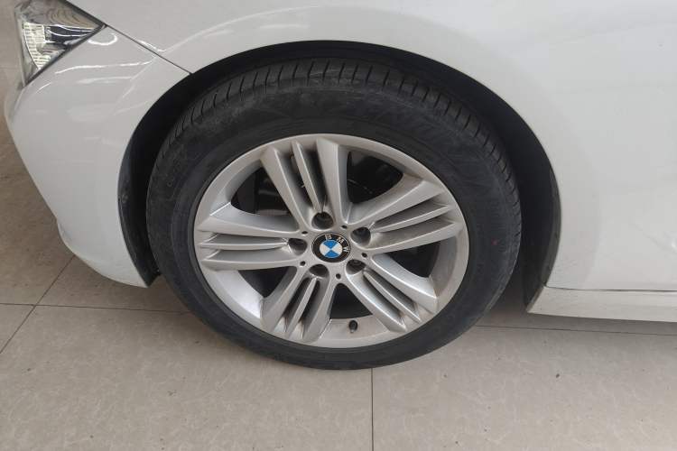 Used BMW 3 Series 2017 320Li Fashion Model Exterior 4